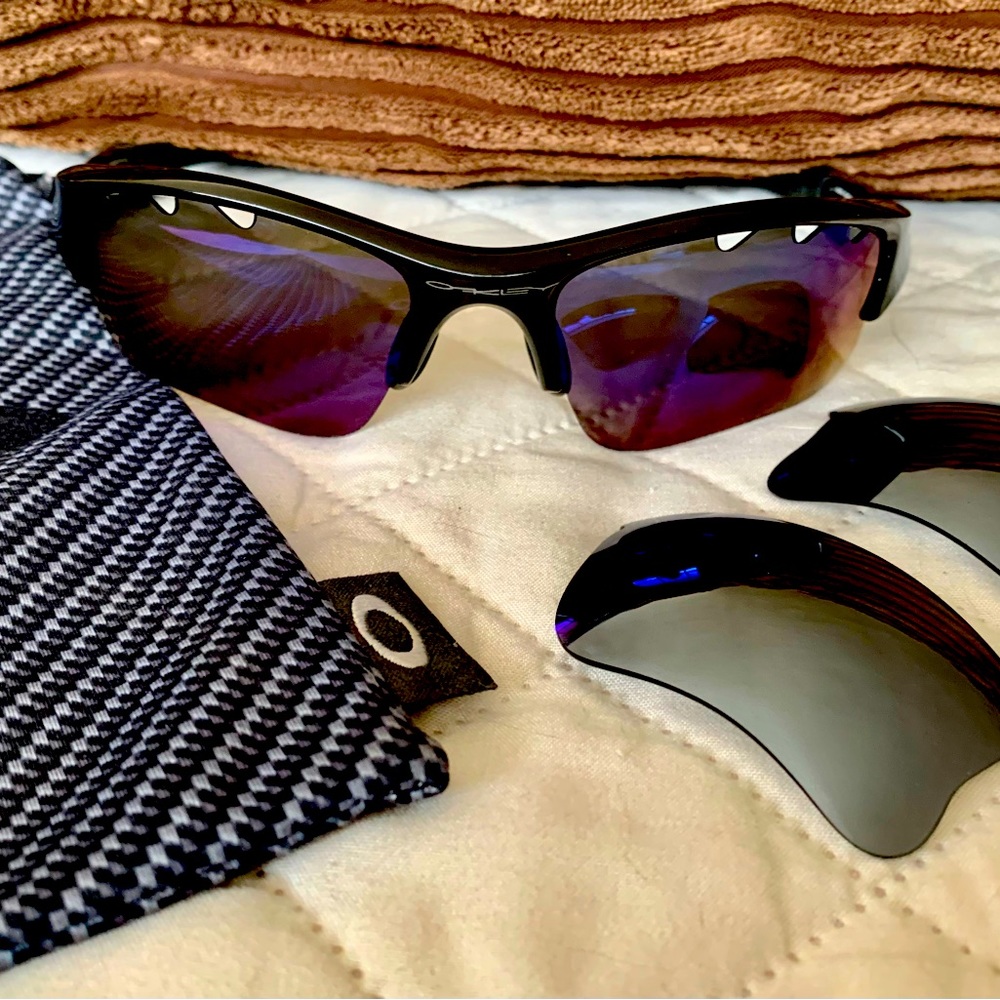 Oakley Flak sunglasses with RARE blue vented polarized lenses